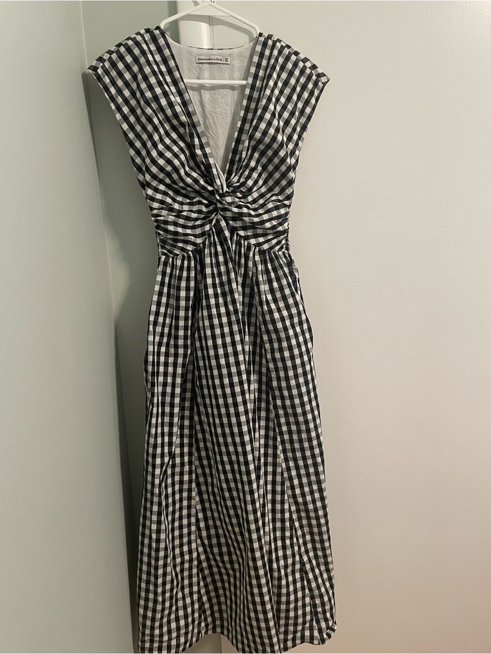 Abercrombie & Fitch Black & White Gingham Twist-Front Midi Dress